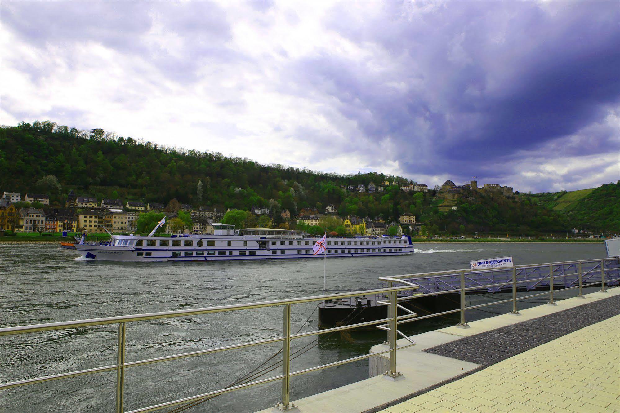 Pohl'S Rheinhotel Adler Sankt Goarshausen Exterior photo